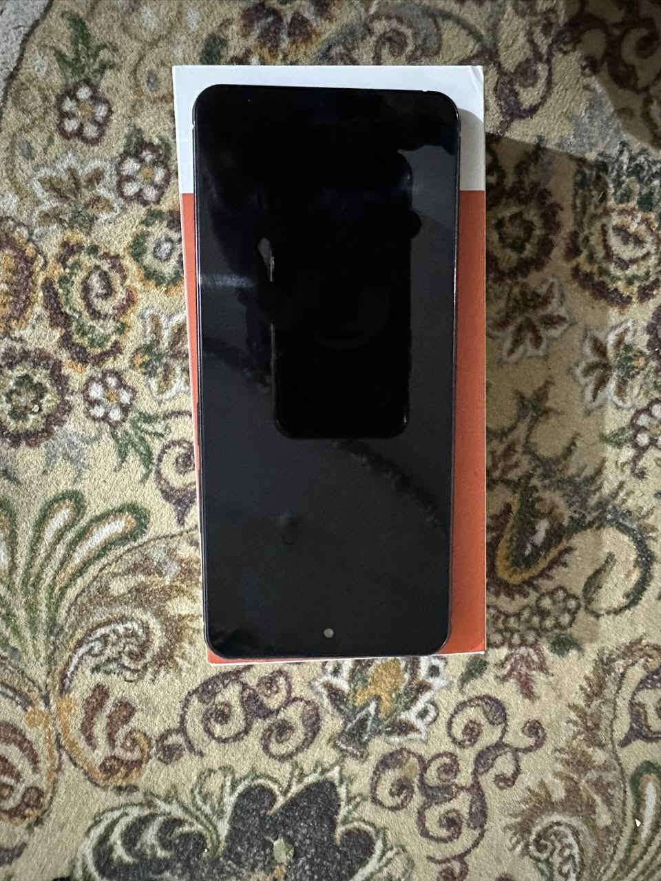 ريدمي 13برو للبيع ذاكره 256جهاز اخو الجديد مستعمل يومين سعر 125وبي مجال قليل العنوان كربلاء حي الميلاد رقم التلفون ***********
