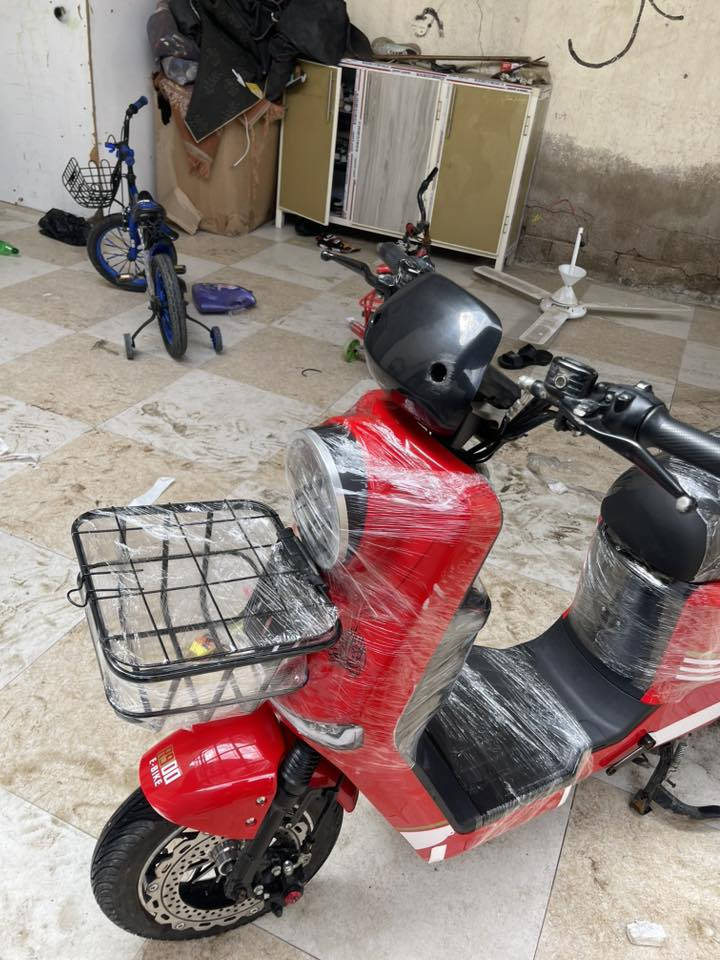 السلام عليكم R900 مديل 2026 للبيع كفاله عامه مكاني بصره حيانيه رقمي *********** السعر 525 وبيه مجال بسيط
