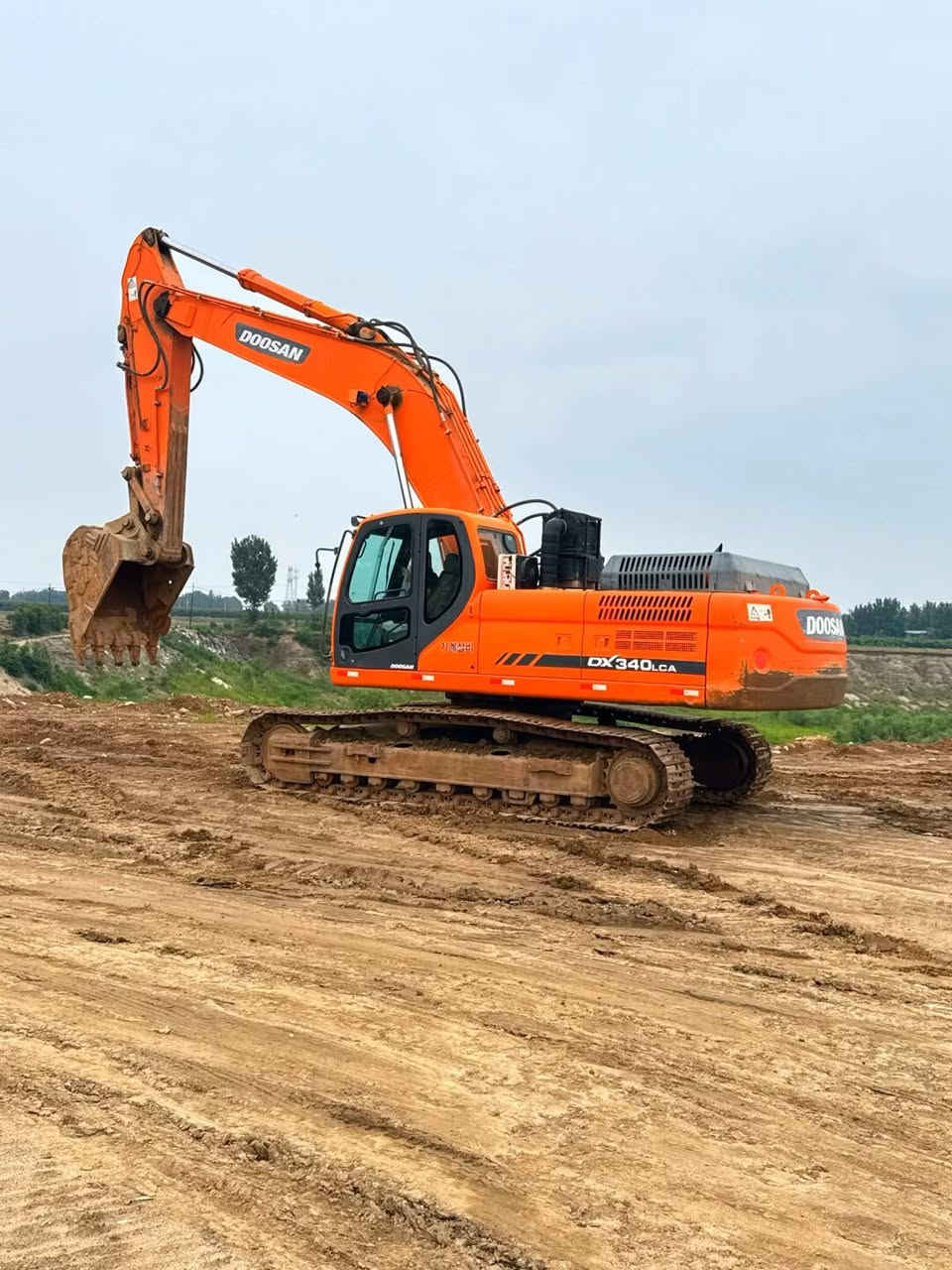 Imported DX340LCA from Korea, contact me if you're interested


**إذا كنت صاحب هذا الإعلان وتريد حذفه لأي سبب، رجاءا أرسل رسالة إلى الدعم الفني**