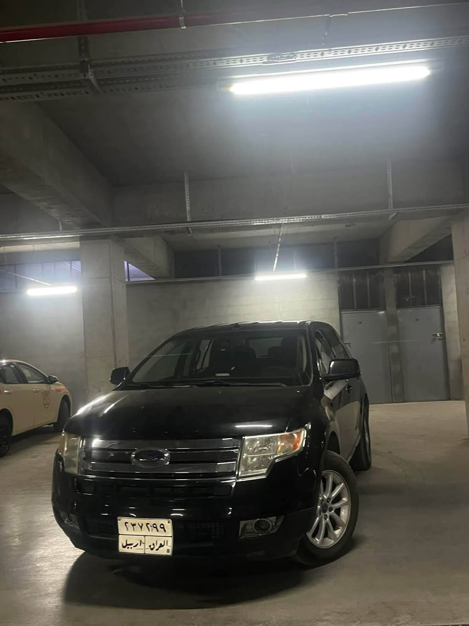 فۆرد ئیدج ٢٠١٠ بستەک بونیتی سبوخە هەندەک قەپو قۆپی هەیە سعر ١٠٠ و مەجالەکی کەم ***********

موديل ٢٠١٠ بيها شبر سبغ او بيها تعديلات سعره ١٠٠ بيها مجال بسيط أربيل, العراق
