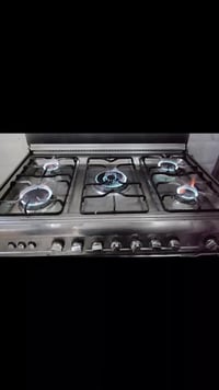 طباخ نظيف • خمس عيون • فرن