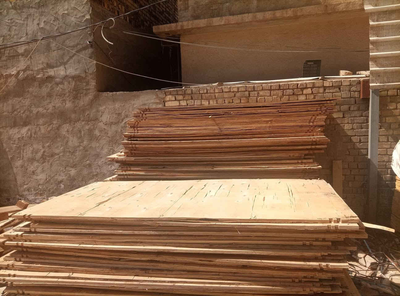 مكبوس 18ملم للبيع العدد 550قطعه العرض 110وطول 240نظافته90بالميه***********
