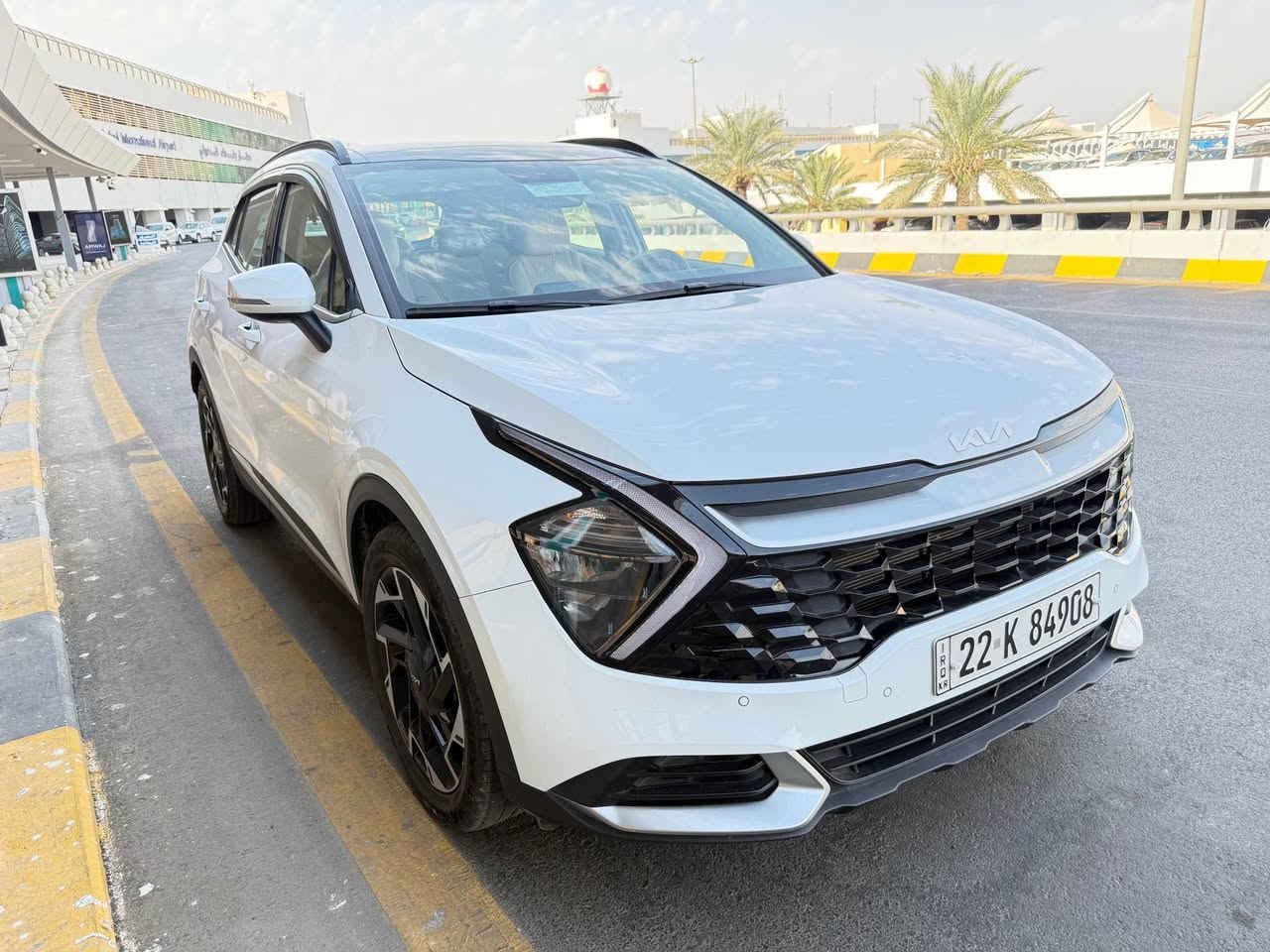 🚗 للبيع: كيا سبورتج 2024 خليجي كفالة عامة
📍 مكان السيارة: بغداد / حي الجهاد
📞 للتواصل: ***********

📊 المسافة المقطوعة: 32 كم
🛠️ المحرك: 4 سلندر – 2000cc دوش 

⚙️ المواصفات:
• فول مواصفات 1/1 البانوراما 
• مقاعد كهربائية
• بصمة تشغيل 
• شاشة وعداد ديجيتال متصلة
• مري شفط مع نظام ترحيب
• شاحن هاتف لاسلكي
• تحكم بالقيادة
• حساسات أمامية وخلفية
• تبريد قطعتين
• تدفئة بالمقاعد والستيرن
• صندوق كهربائي ذكي
• حساس إطارات (ويل)
• تشغيل عن بُعد
• مانع انزلاق
• Auto Hold
• زر للتحكم بالحساسات
• تحكم بالإضاءة

📌 تفاصيل إضافية:
• رقم السيارة: اربيل الدولي الجديد
• لون السيارة: أبيض بغداد, العراق
