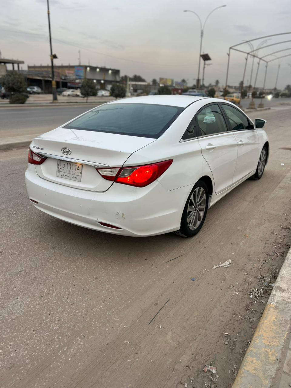 السلام عليكم ورحمة الله وبركاتة سوناته خليجي 2014 للبيع سياره خير من الله بيه شبرين بلجاملغ الخلفي جهة الصدر صبغ فقط تخم تاير حداديه كير مكينه خير من الله رقم بغداد مداور ثاني يوم سنويه لل28 السعر 145 وبيه مجال للطيبين والراي يتصل وبي خير ويدلل*********** ***********
