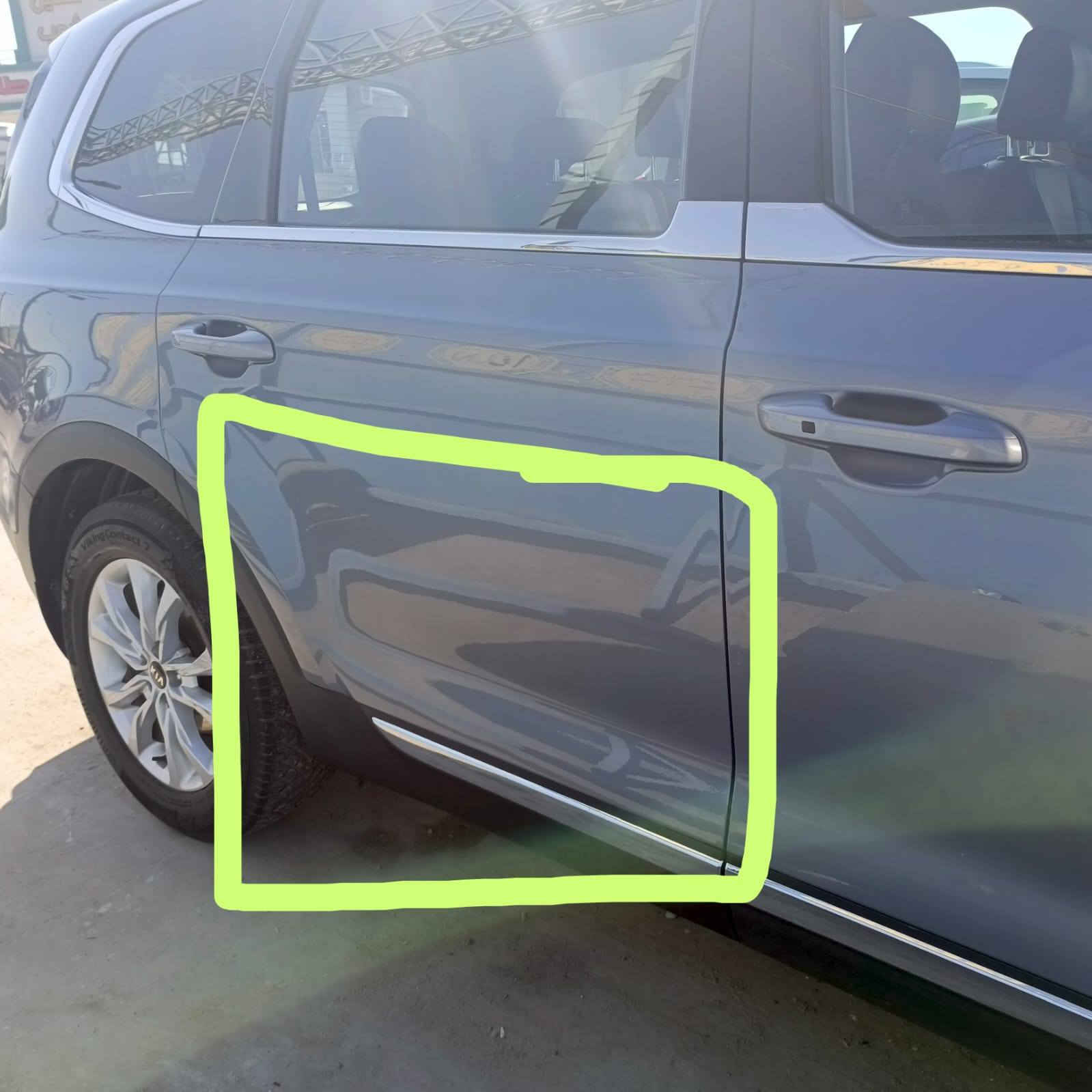 كيا تلورايد وارد امريكي 2021
اللون رصاصي بحري
الفئة LX
المساحة المقطوعة 80 الف 
الحادث جاملغ وبنيد متبدلات
بيه باب خلف الراكب مصبوغ حادث في العراق  التصليح درجة أولا 
مواصفات ومميزات السيارة 
سايد بريك بصمة 
حساسات خلفية 
رادار امامي 
مانع انزلاق 
تشغيل عن بعد
كشنات جلد 
تبريد قطعتين 
كامره خلفيه 
فور ويل
7 راكب 
ايرباك دركه فقط وتحت الستيرن 
رقم بغداد مشروع وطني
السيارة موجودة في البصرة 
السعر 240 ورقة وبيه مجال 
الإتصال على الرقم 
***********
