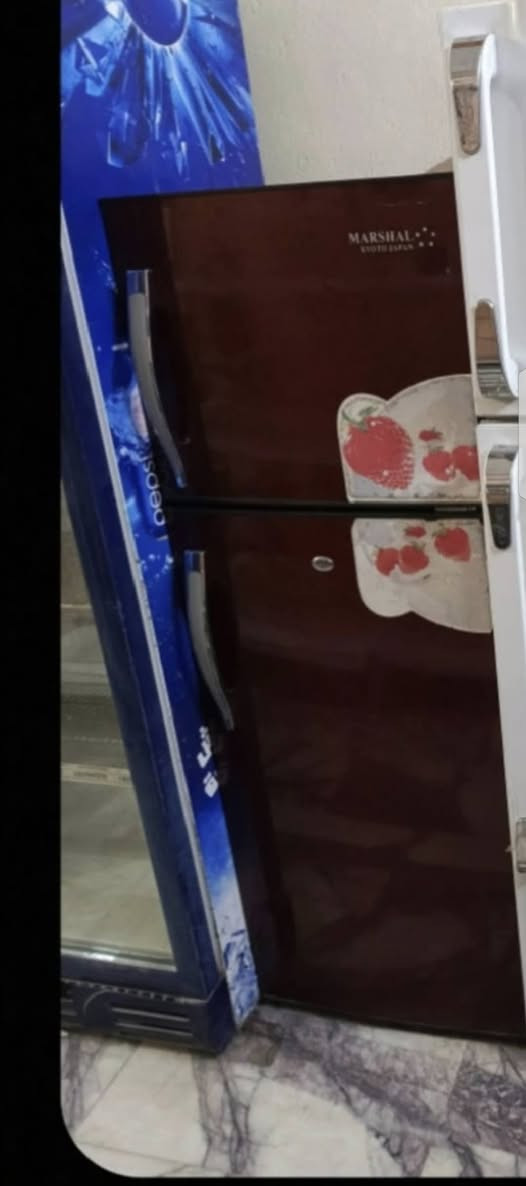 سلام عليكم ثلاجات البيع نضافه 100/100 مستخدم شي قليل اخو جديد تبريد خير من الله شراي  يتصل *********** يوجد لدينه توصيل
