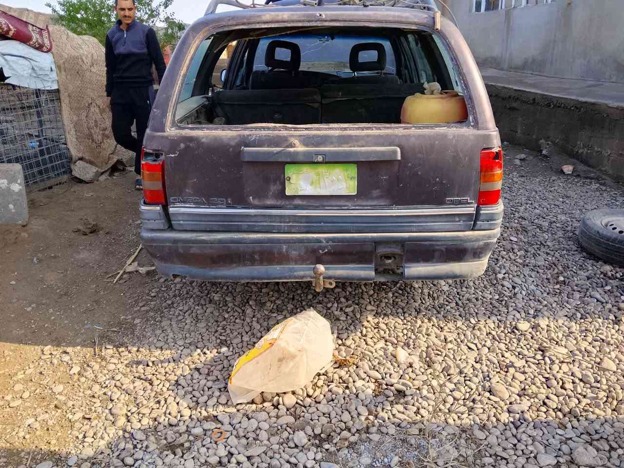 اوبل ستيشن للبيع  مال سفرات  يتشاركون بيها 5 
 مسجله فحص نينوى ابيعك بدون وكاله انته دور ال راعيها سنويه موجوده بيها  مكفوله دوله وعشائر
شغاله نكره سلف صدرها نص عمر تايرات نص عمر  شرط تطلع اتراي وتمشي 100 ماينفصخ شي منها 
السعر ( 5 اوراق ) 
العنوان بيجي ، قرية المسحك 
***********
***********
