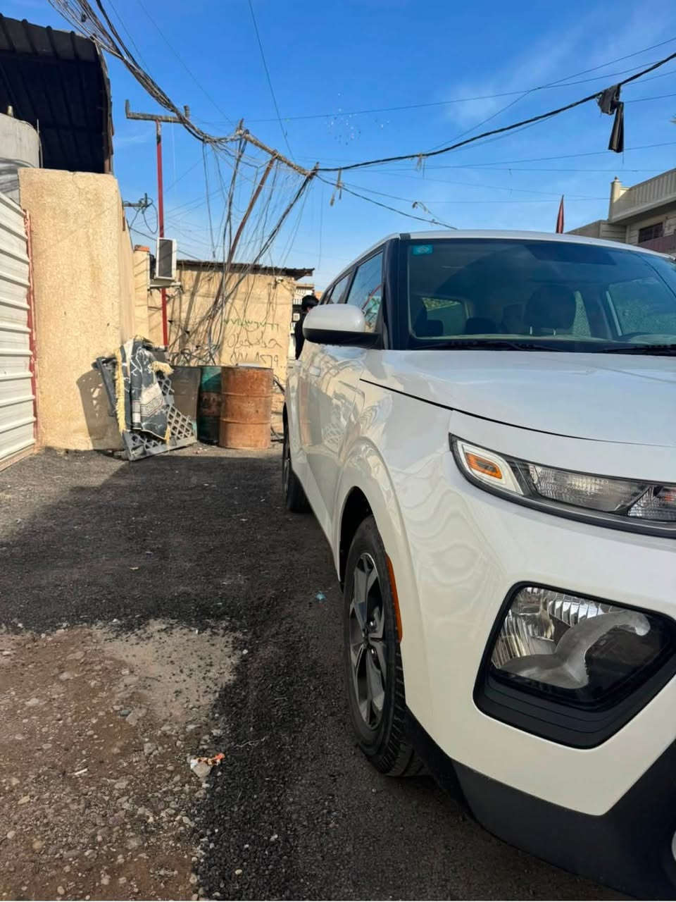 السلام عليكم صول 22 للبيع  
وارد امريكي بدون ايرباك
محركها 2000 دوش
حادث كلش خفيف 
إطفاء ذاتي في لازدحامات
ماشيه 38 ألف
مكاني بغداد 
السياره نضيفه و مال بيت
سعرها 140 ورقه 
 رقم ***********
