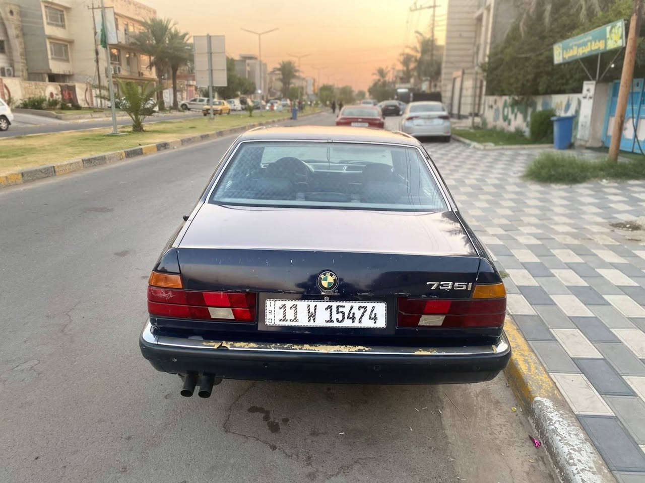 السلام عليكم BMW 735i  تفاصيل بل صور
