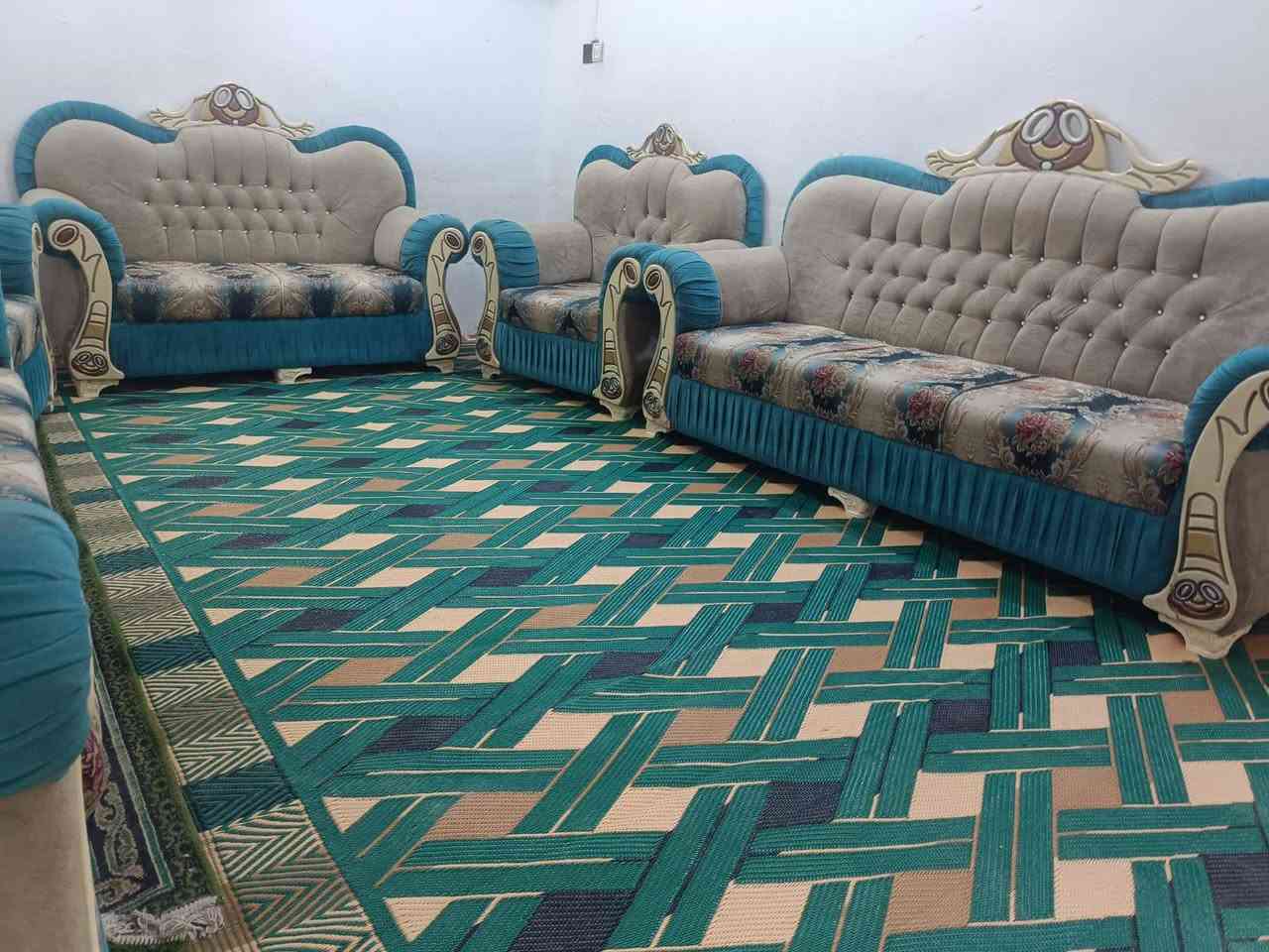 تخم 10مقاعد تركي ملكي تسكام وقوي ثكيل تكمه جديد كلش اي ضررمابي نضيف جد شرط النظافه والقوه سعره 350يوجد توصيل داخل كربلاء ***********
