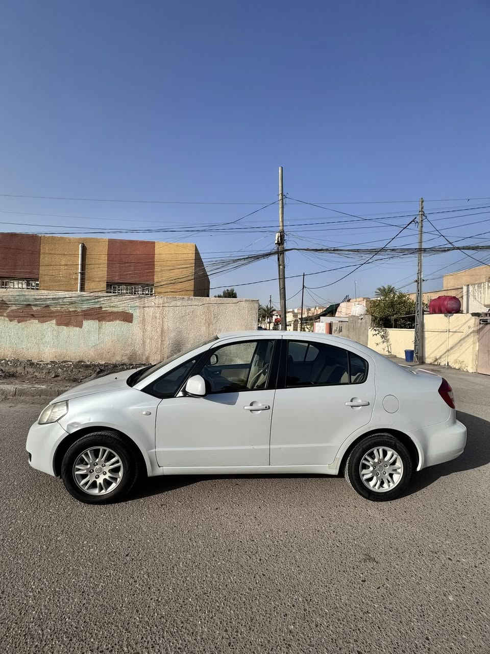 السلام عليكم للبيع
سوزوكي sx4 2014
مكفولة كفالة عامة من الصبغ والتبديل والبارد سيارة جديدة بمعنى الكلمة ماشية 92 الف 
كتلوكات الشركة 
سويج الاحتياط 
سبير مانازل
ترايها بوضع الوكالة
سعرها 90 وبي مجال

‭***********‬
