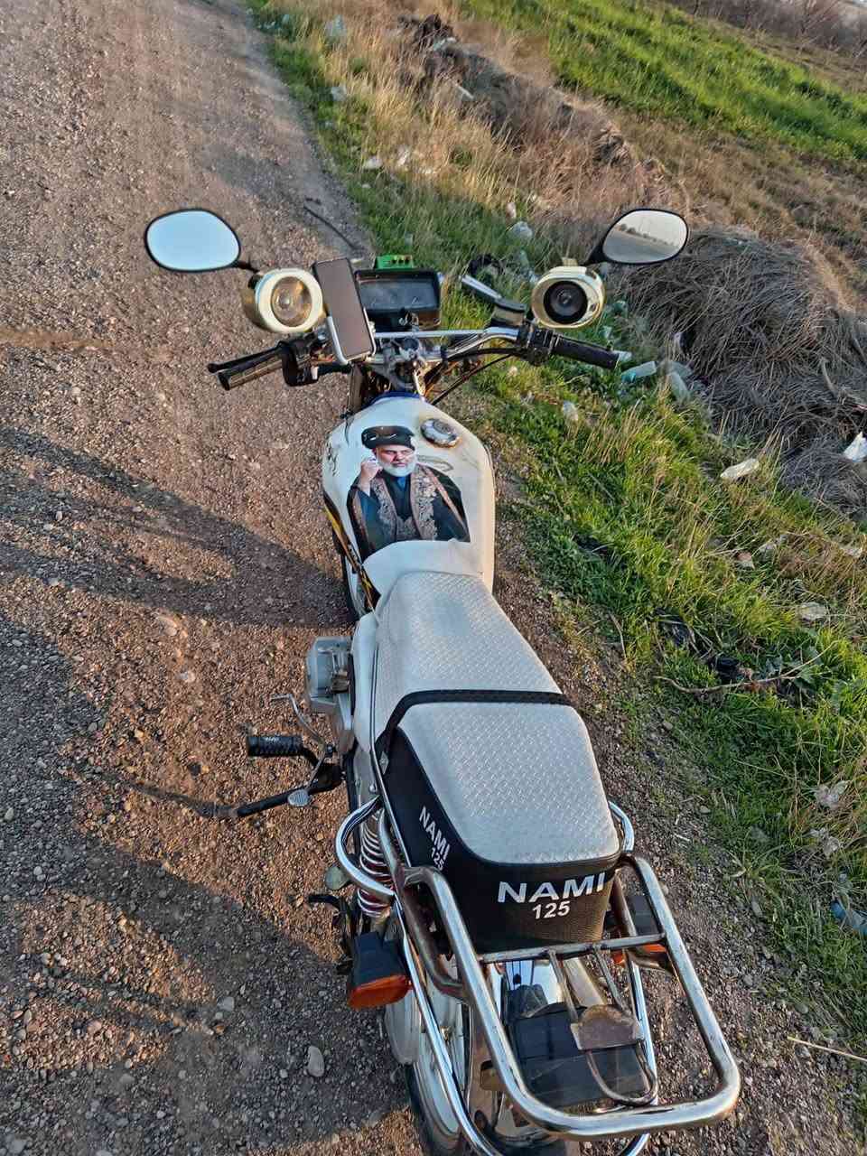 سلام عليكم موطور ايراني للبيع 500 وبي مجال الطيبين المكان صلاح الدين بلد  المحطة ‏

‏‪***********‬‏
