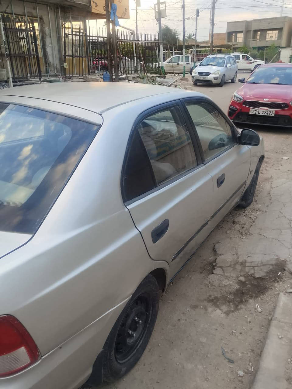 للبيع اكسنت موديل 2000 سياره جاهزه عنوان بغداد رقم ***********
