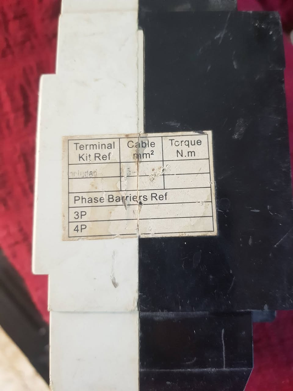 السلام عليكم اخوان للبيع يوجد توصيل
***********
