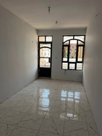 مشتمل للاجار الشعب خلف مطعم حجي عادل المساحه ٧٠ نضيف استقبال وخدمات وم...