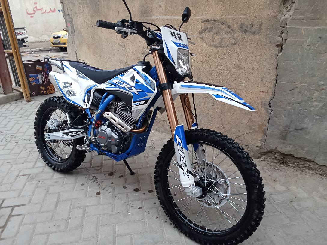 سلام عليكم للبيع قفاز جديد مشتراه من معرض صار له عشره ايام ماشيه دراجه 300 متر فقط ابشرط اذا مو دراجه صار له عشره ايام نازل من معرض ابيعها نص سعره
شراي يتصل *********** مكاني بغداد مدينه الصدر بغداد, العراق
