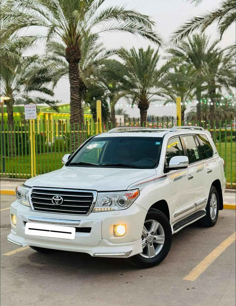 السلام عليكم 
رقم صاحب السيارة 
***********
