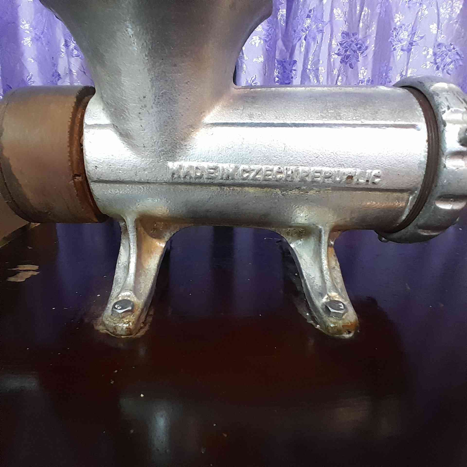 مكينة ثرم حجم 32 اصليه جيكيه نظيفه جدا   ماطورها  كبير 2 حصان بلادي
 سعر 275 الف  للاتصال  *********** بيه وتساب مكان بغداد
