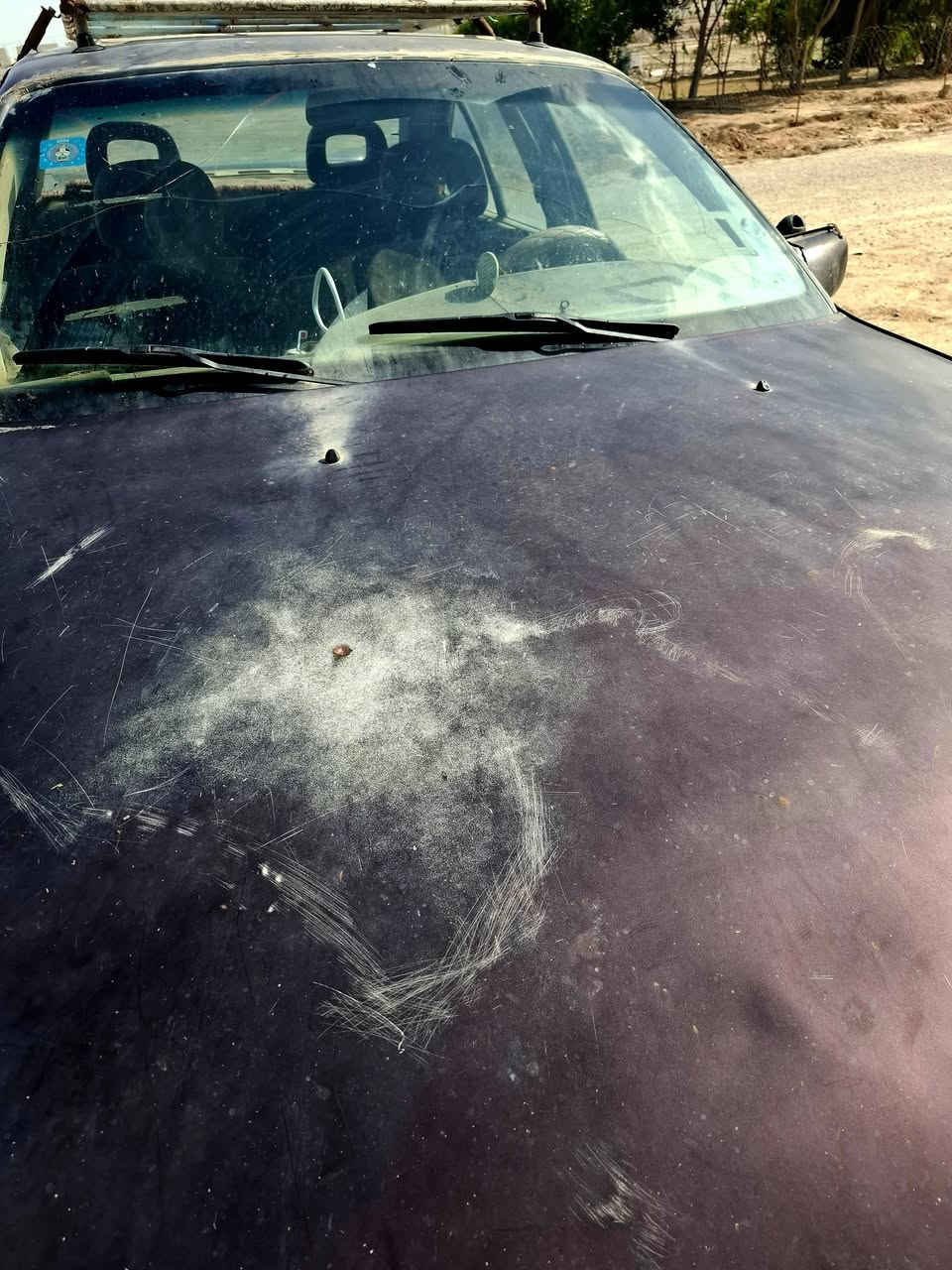 اوبل اوميكا رقم صلاح الدين موديل 1991واقع حال شغاله وبأسمي شخصيا ورقم دولي وتفريغ ثاني يوم ومكفوله من الغرامات وبيع 25ورقه وبيه مجال الاتصال ع الرقم ***********السيارة مكانها تكريت
