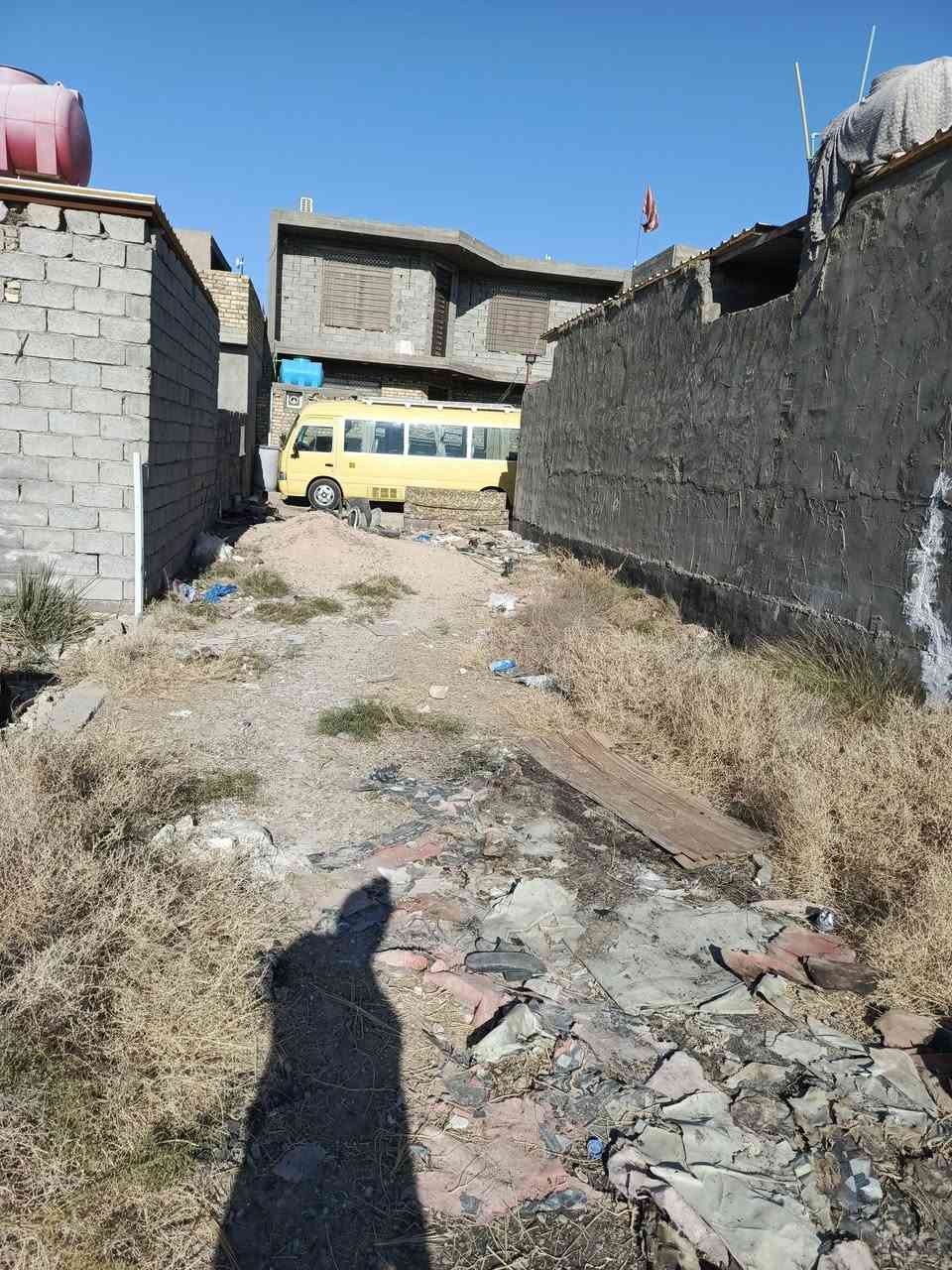 قطعة ارض 100متر زراعي سند 25 ابو عظام قريبه على الشارع العام للاستفسار اتصل على الرقم ‏‏‪***********
