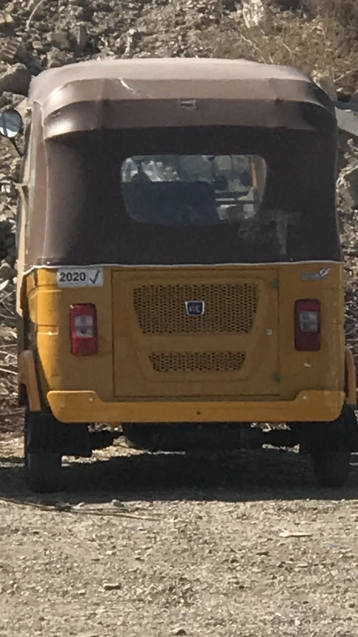 ٢١ رقم انكليزي  وسنوية بسمي تحويل ثاني يوم.محرك مجفف اكسل مابي شي لا ضربة ولا صبغ تكتك بيهاا طخات بسيطة موضح كدامك  مكاني شعلة *********** السعر 6800
