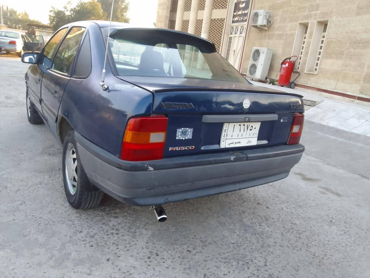 السلام عليكم سيارة اوبل افكتر كير عادي مكينة1600رقم انكليزي بس الصورة قديم سيارة جديد مال جناي كير محرك شرط كھربائي فول سيارة بسمي مكان بغداد الغزالية رقم الاستفسار ***********السعر 35وبيھا مجال الطيبين
