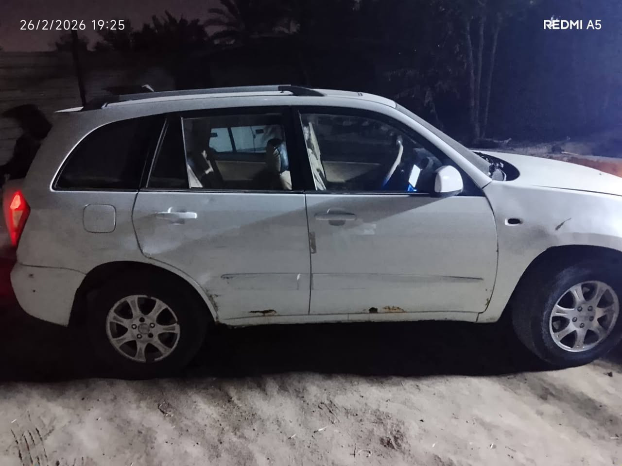 سلام عليكم ساره تيكو للبيع سياره جاهزه مكفوله مكينه وكير حداديه حلوه سعره 38وبيها مجال رقمه بابل ارماني الجديد مكاني بصره كرمه علي وهاذه رقمي ***********
