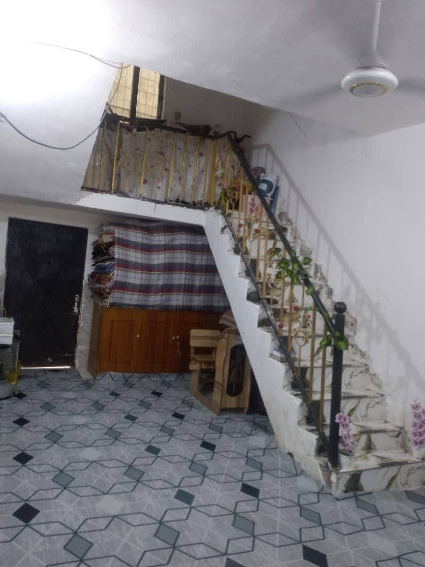 السلام عليكم 
دار للبيع مساحه 109متر  (عگاده) 
طارمه+صحيات+استقبال+صاله+غرفه 
خدمات كامله ماء مجاري كهرباء تبليط
قرار محكمه سند 25 
شارع المدرسي قرب بيت المصري مقابل كوفي الاصدقاء
للاستفسار
*********** اتصال+ واتساب
