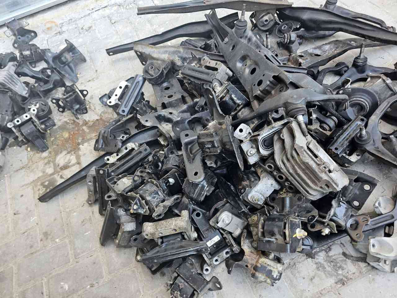 السلام عليكم تم وصول رباعة + محركات + اذاين 
بغداد الطالبية شارع خير الله مجاور جامع مجيسر عالم الامريكي يوجد توصيل كل العراق 

***********

***********
#الجميع
