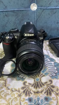 للبيع نيكون 3100 مع جميع ملحقات  نضيفه نضافه فول   07776838933