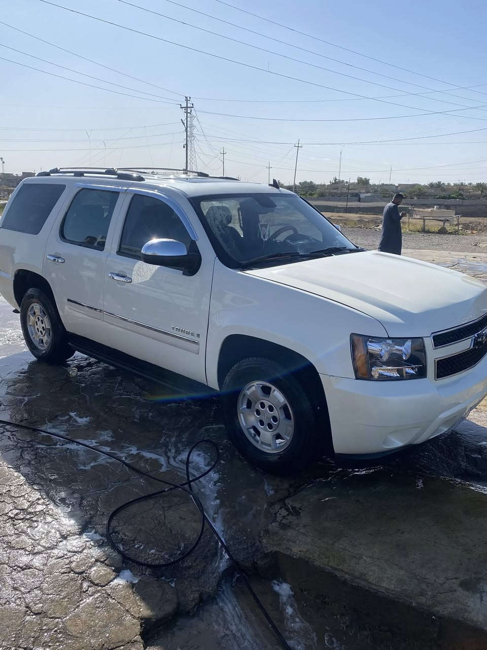 تاهو ادوات موديل ٢٠٠٩ 
سيارة مكفوله وجديده 
رقم هاتف ***********
سعر ٩٠
