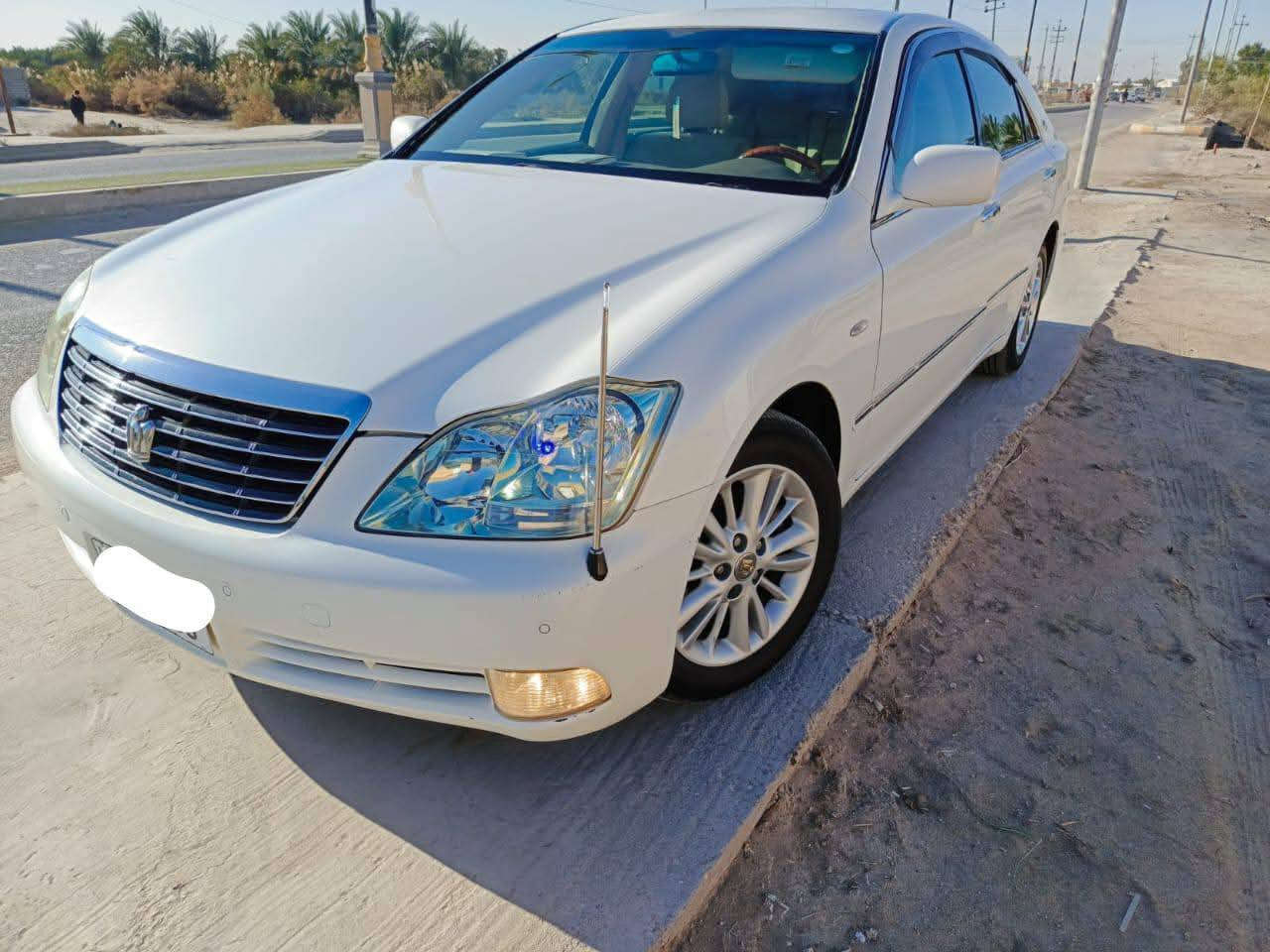 السلام عليكم سياره شاهيني للبيع فول موصفات بصمه متومه طبق الاصل انكليزي شمالي السعر 40او بيه مجال قليل 3دكم كشن كهربائي المكان ذي قار قضاء الشطره 
(***********)
