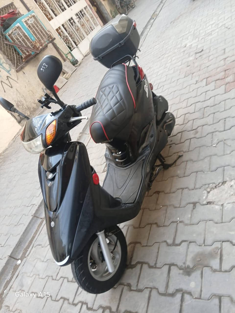 دراجه لكزز جديده مال رمبه نوزل خطين مكينه ناعمه شلعه معدل ربع نكره كفرات اصليه كهربائياتها كلها شغاله دراجه تتعب دكول جديده مكفوله اي نقص مابيها السعر 750 الف العنوان بغداد رقم ***********
