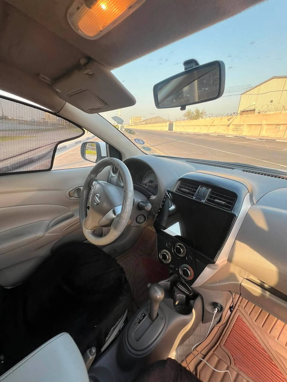 سلام عليكم 
نيسان سني 2020
رقم أربيل 
بيه حالوب قطعتين وبارد باب لوره شبر باب لإمام بار شبر 
شاملق شبر بارد وحاملق مبدل اصلي 
وضربه خفيفه وره 
كفاله كير مكينه تبريد 
وباتري وتخم اطارات أماي جديد 
الرقم للاستفسار :***********
