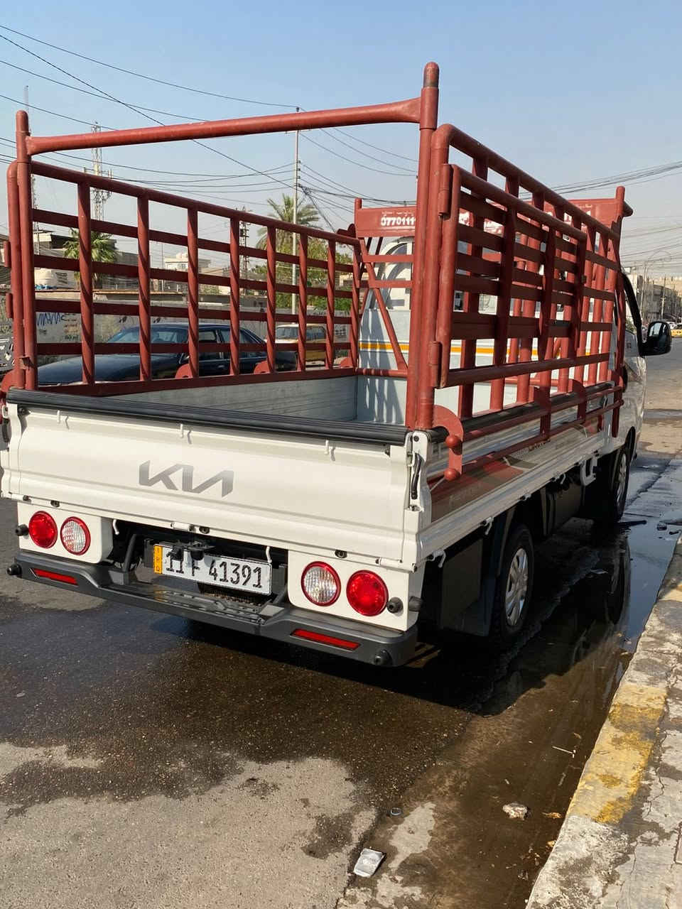 سلام عليكم اخوان كيه2025 ماشيه13.000عتباراً زيرو
سياره جاهزه محجر  +درع امامي +دوشمه  جاهزه من كلشي  رقم بغداد مكاني بغداد رقم:***********
