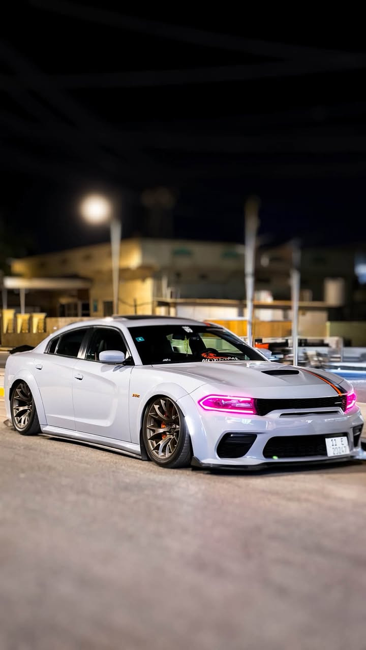 السلام عليكم
للبيع جارجر 2022 سكات باگ🐝 وايد بدي (اصل) 🧡اورنج ادشن🧡 اصل
SRT SCAT PACK🐝
Wide body 392 HEMI
L6.4-485
لون مميز سمنتي سموك 
وارد امريكي صبغ بطرف جاملغات الامامية
الاضافات الي عليها :
*جكات ايرلفت الامريكيات موصيني شكم نظام بالعراق كله 
*جناح كاربون فايبر الياف حقيقي 
*سقف روز رايز 500نجمة 
*لدات لايت متغير على التليفون 
*تايرات تويو 325 جديد 
المواصفات : فول 1/1ماعده رادار الامامي
*  نقطة عمياء . 
* فجوج برمبو 6بستم. 
* لايت LED . 
* فتحت سقف (سلايد روڤ) . 
* كاميرا خلفية . 
* امكانية التحكم بوضعيات المقود كهربائيا . 
* حساسات خلفية . 
* ويل قياس 20 أنج مال جلبريك اصل🧡
* سستم صوت ALPINE . 
* تشغيل عن بعد . 
* كشنات حضن 
كشنات جلد +شامو شعار النحله🐝. 
* ذاكرة لحفظ وضعيات الجلوس (ميموري) . 
*كشنات اماميه تدفئه تبريد
* كشنات خلفيه تدفئه
* نظام خرائط GPS . 
* شاشة كبيرة قياس 8.4 أنج اوپشنات SRT 
* تدفئة ستيرن . 
* كير شفتر بالستيرن  
* لايت زنون
*رادارات جانبيه
*نقطه عمياء 
ستيرن رياضيD
ستيرن كهربائي
لدات سموك بلادي اصلي
وبيهه بعد اهواي موصفات ما ذاكرهن 
مكاني البصرة التحسينية 
السعر365وبيهه مجال 
السياره كامله وبالعافيه على الياخذهه 
اي ستفسار اتصل وتدلل 
رقمي ***********
