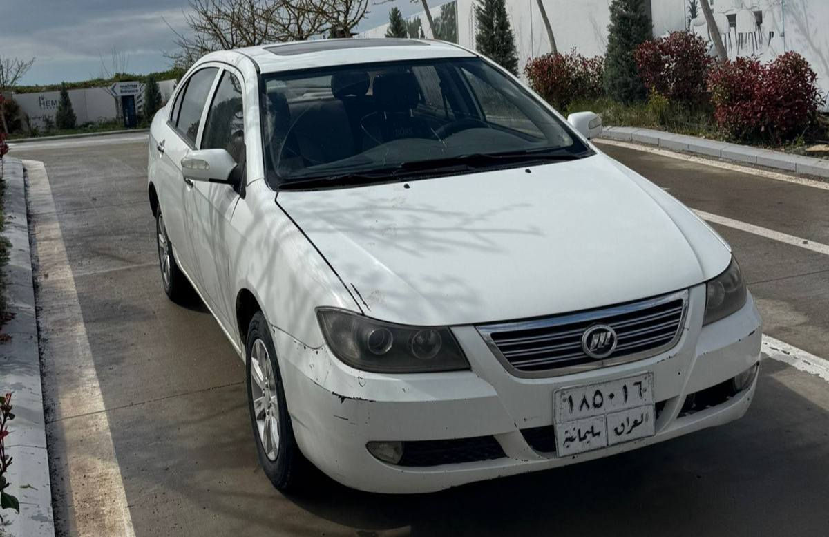 لیڤان مودێل 2014 سپی سلايد سەدەفی 
ناو زه رد
فؤرميگا
گيروو مه كينه ي زؤر پاكه
چوار جام كاره با
قفل مه ركةزي 
سيدي ئؤكس بلووتوز
كوشن جلد

سعر : لە کۆمێنت داوای بکە ڕاستەوخۆ بۆت دێت 🤖 

ئاوينه ئؤتؤ
به نزين زؤر كةم ئه خوات

ژمارەی خاوەنەکەی 
***********
