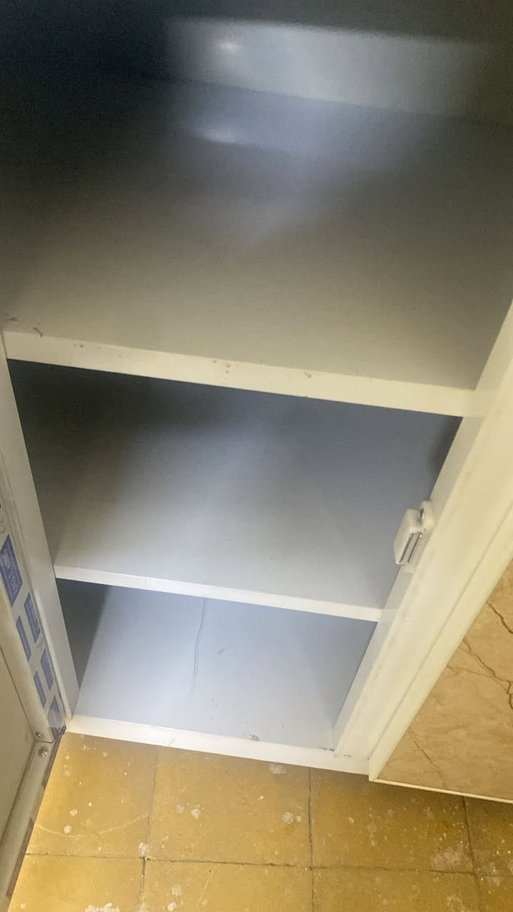 السلام عليكم للبيع سعر 150 وبي مجال عنوان دور العمال


**إذا كنت صاحب هذا الإعلان وتريد حذفه لأي سبب، رجاءا أرسل رسالة إلى الدعم الفني**