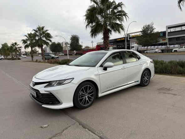 كامري 2024 خليجي وكالة عبداللطيف فول GLE للبيع كامري 2024 خليجي 

كامري 2024 خليجي 

وكالة عبد اللطيف جميل

فول مواصفات 

سعة المحرك 2.5L هايبرد 

فتحه سقف

برده خلفية 

عدد AIR BAG 8 

حساسات أمامية 

حساسات خلفية

لايت زينون 

 كشافات 

سلايد رووف 

حجم الاطار 235/45R18  

مفتاح التشغيل بصمة 

شاشة

كاميرا دوارة

الانارة الداخلية LED

حركة مقعد السائق كهرباء 

مثبت السرعة Cruise

المودات والأوامر الصوتية

أوضاع القيادة  Drive Mode

المرآة الوسطية أوتو دم 

فحص أنظمة السيارة 

حساسات ضغط اطارات 

مقود جلد حياكة 

تبريد شاشة

قطعتين تبريد

هاند بريك بصمة 

‏ABS

‏Auto Hold أوتو هولد

نظام مانع الانزلاق 

اشارة في المرايا الجانبية قابلة للطي 

مخرج منفذ الطاقة 

ماشية 49 الف 

رقم بغداد بأسمي تحويل ثاني يوم

اي اسفستار رقم صاحب السياره

***********�َمكان بغداد /الشعب بغداد
