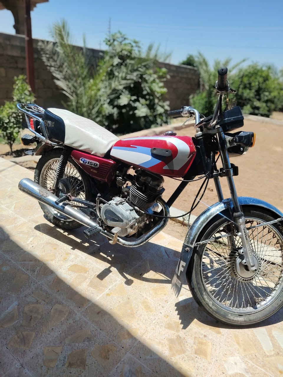 موطور للبيع معمرر جديد 5  گيرر 
السعرر 200
تواصل ع *********** او خاص
