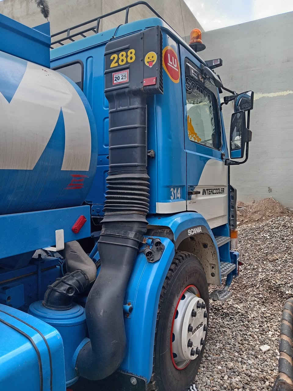 سكانيا تنكر للبيع محرك 6كورات رقم نينوئ
***********
***********
