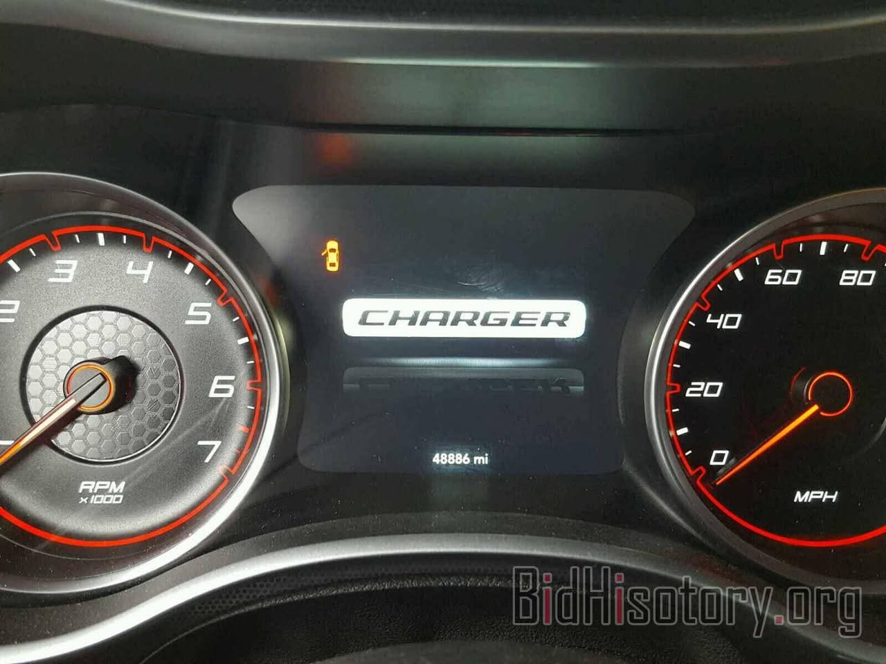 السلام عليكم 
جارجر SXT محرك 3600
 موديل 2016 وارد امريكي 6 سلندر
السياره تو ويل 
الحادث كما موضح بالصور 
رقم بغداد انكليزي تحويل ثاني يوم 
السياره للبيع فقط مكان السياره بغداد الحسينيه
رقم الهاتف ***********
