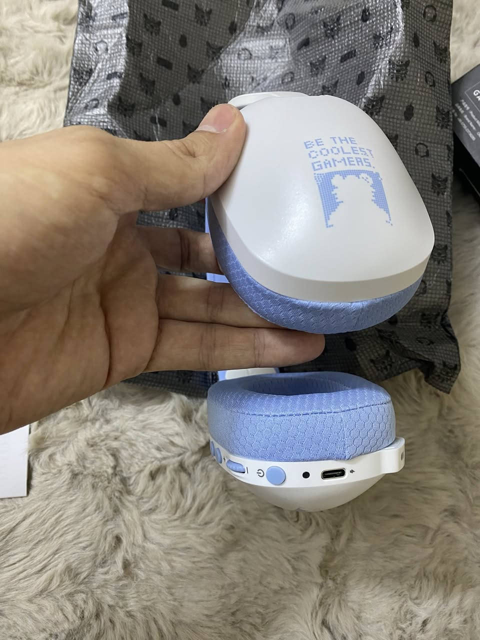 سماعات مال كيمنك
كاملة مع جميع ملحقاتها

السعر ١٥


**إذا كنت صاحب هذا الإعلان وتريد حذفه لأي سبب، رجاءا أرسل رسالة إلى الدعم الفني**