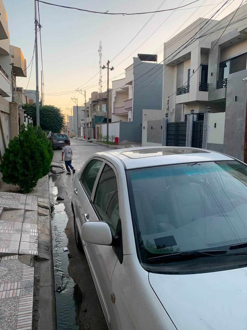 سعر 61 قفل
Byd 2013 كير عادي
محرك وكير شرط تبريد
بلا ضرر بيها بس بارد
سنويه بااسمي
***********
