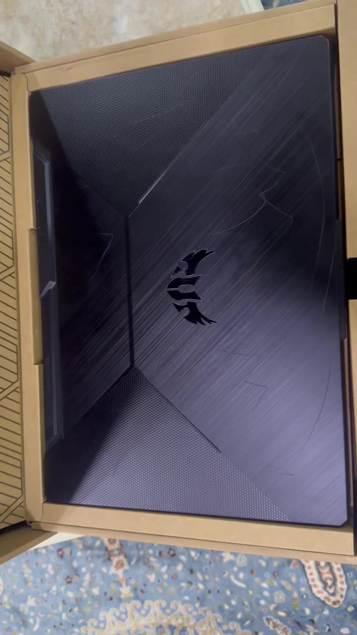 لابتوب asus tuf كيمنك
مواصفاته مع كامل محلقاته
i7
كارت شاشه 1660ti
شاشه 144هيرتز
ssd512
بي مشكله فقط النت مالته يقطع مرات تحديث ماعرف شنو سبب فا حاطله قطعه صغيره خارجيه بالمنفذ نت مالته قوي كلش طبيعي 
هذا صور مالته سعر 800 وبي مجال بسيط عنوان البصره


**إذا كنت صاحب هذا الإعلان وتريد حذفه لأي سبب، رجاءا أرسل رسالة إلى الدعم الفني**