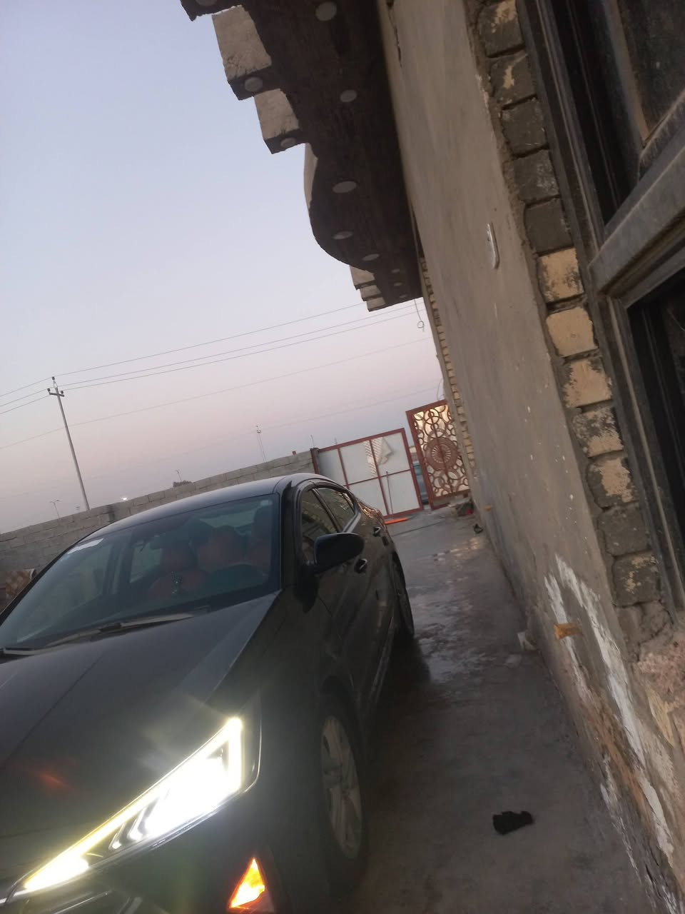 سلام عليكم الانتر امريكي 2019 مكينه 2000نص موصفات بيها البنيد مبدل الباقي كفاله داخل جلد مكان بغداد الرقم ***********
