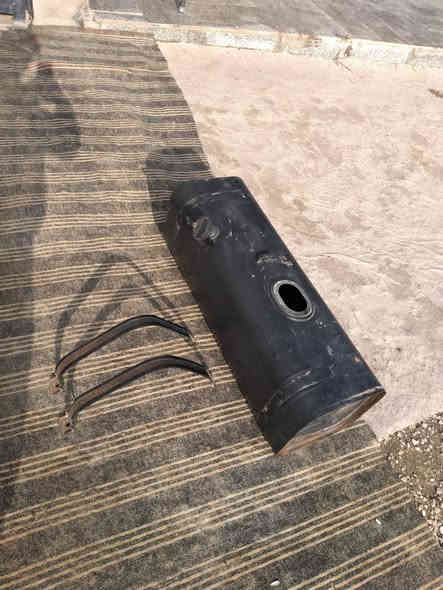 سلام عليكم تانكي كيا للبيع نضيف كامل هوة والقبق والحزمة السعر الاتصال على الرقم *********** المكان نجف
