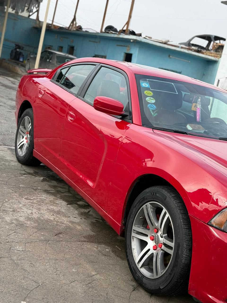 سلام عليكم من رخصت الادمن المحترم
جارجر 2013 
وارد خليجي  بدون حادث كفاله 
بيها بارد خفيف 
سونار مرق مع الصور 
مكينه كير كفاله
حجم المحرك 3600
مواصفات السيارة:-
*فتحه 
* داخل احمر 
* مصابيح امامية زنون مع بلوجكتر 
* ويل قياس 18خليجي أنج .
* شاشه كبيرة 
* مقاعد أمامية كهربائية عدد 2 . .
* مقاعد أمامية تبريد وتدفئة .
* مقاعد خلفية تدفئة .
* تشغيل عن بعد . .
* محدد سرعة . .
* كاميرا خلفية دوارة.
* مرايا متحسسة للاضاءة
* دخول ذكي (بصمة) .
* السعر 180 وبيها مجال بسيط
مكان السيارة بلد 
للاستفسار  واي تفاصيل اخرئ الاتصال متوفر واتساب
***********
