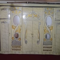 غرفة للبيع الغرفة كلش نضيفة و تفصال عراقي السعر : 750 وبيها مجال بسيط ...