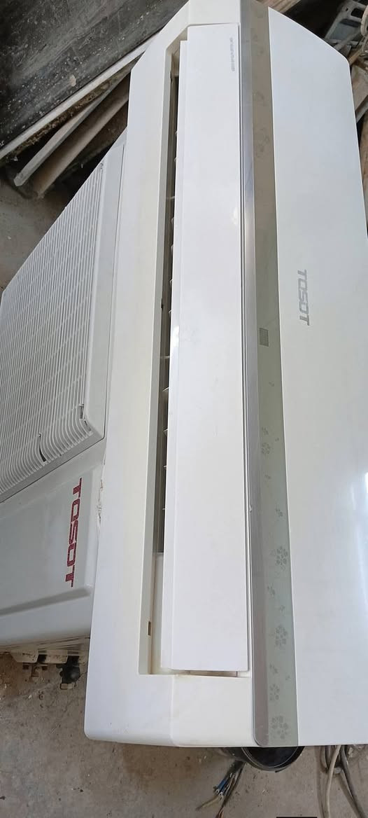 يالله سبلت توسوت تبريد ثلج 2 طن كامل هوه وبواريه السعر 325 عنوان كربلاء حي الجهاد للاستفسار***********//***********
